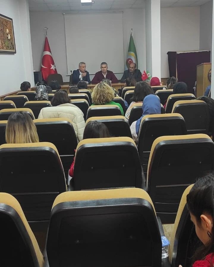 Aydın’da geleceğin çiftçileri sertifikalarını aldı