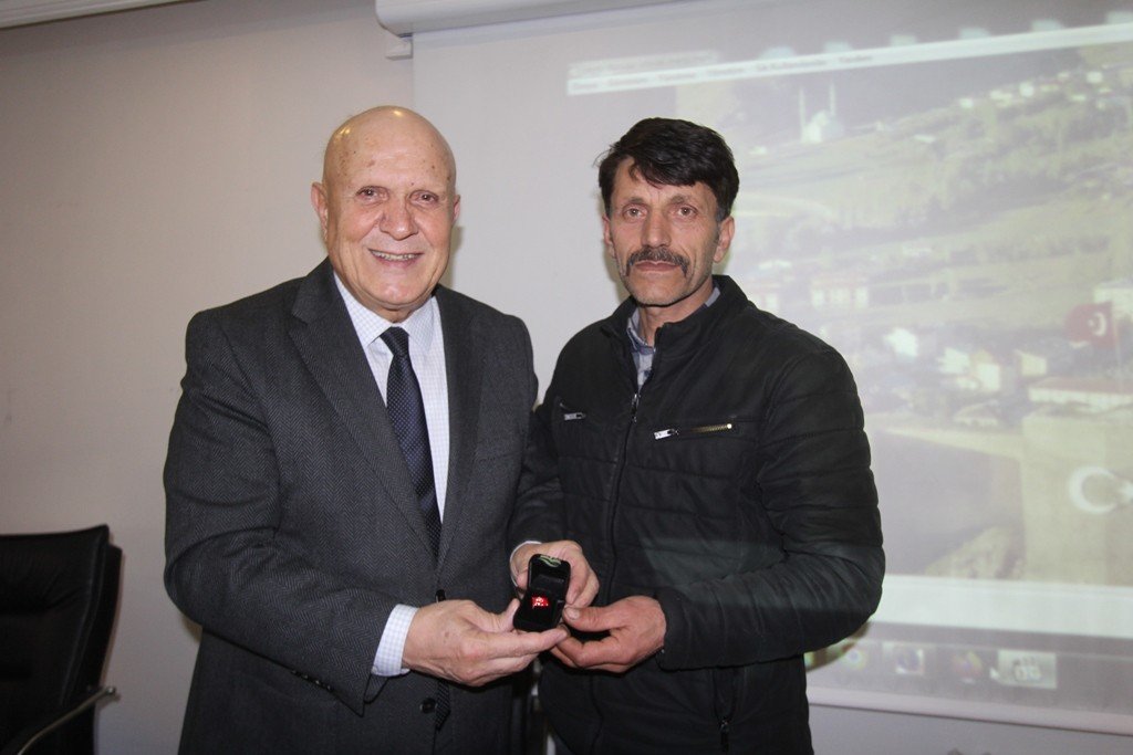 Başkan Pekmezci alkışlarla karşılandı