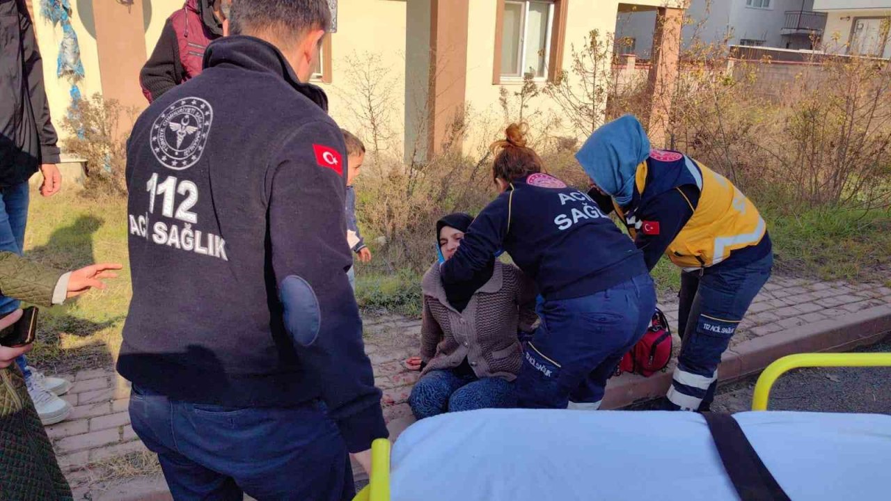 Evinde bıçaklı hırsızı gören kadın çocuğu ile balkondan atladı