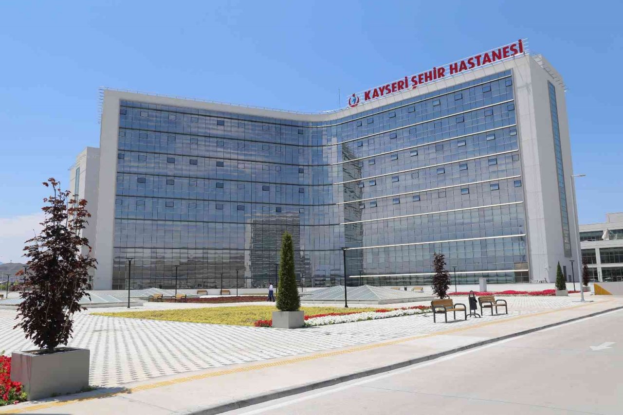 Kayseri Şehir Hastanesi’nde 2022’de 3 milyon 43 bin hastaya hizmet verildi