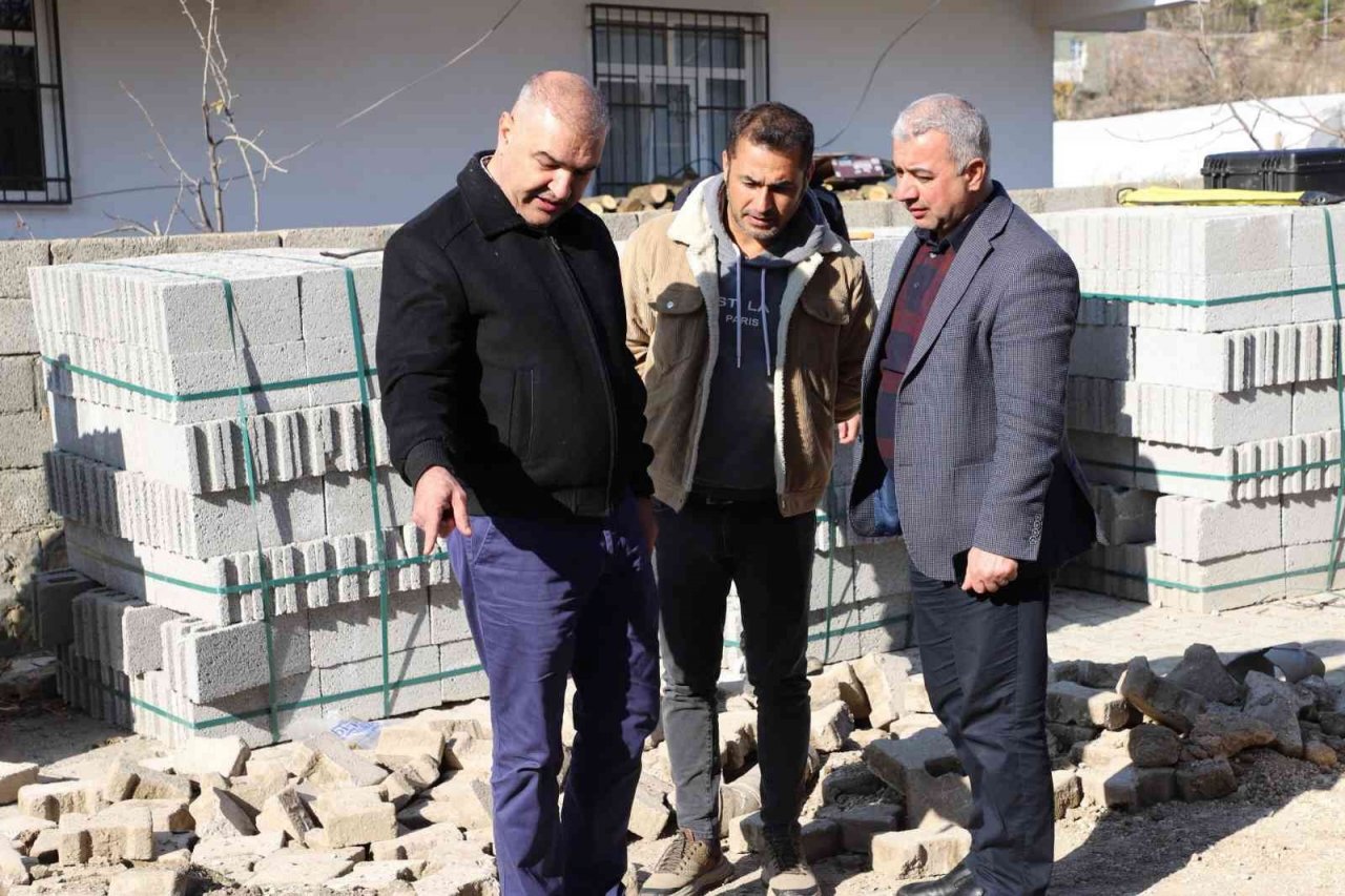 DİSKİ; Dicle’de fiziki kayıpları önlemek için su şebekelerini yenileniyor