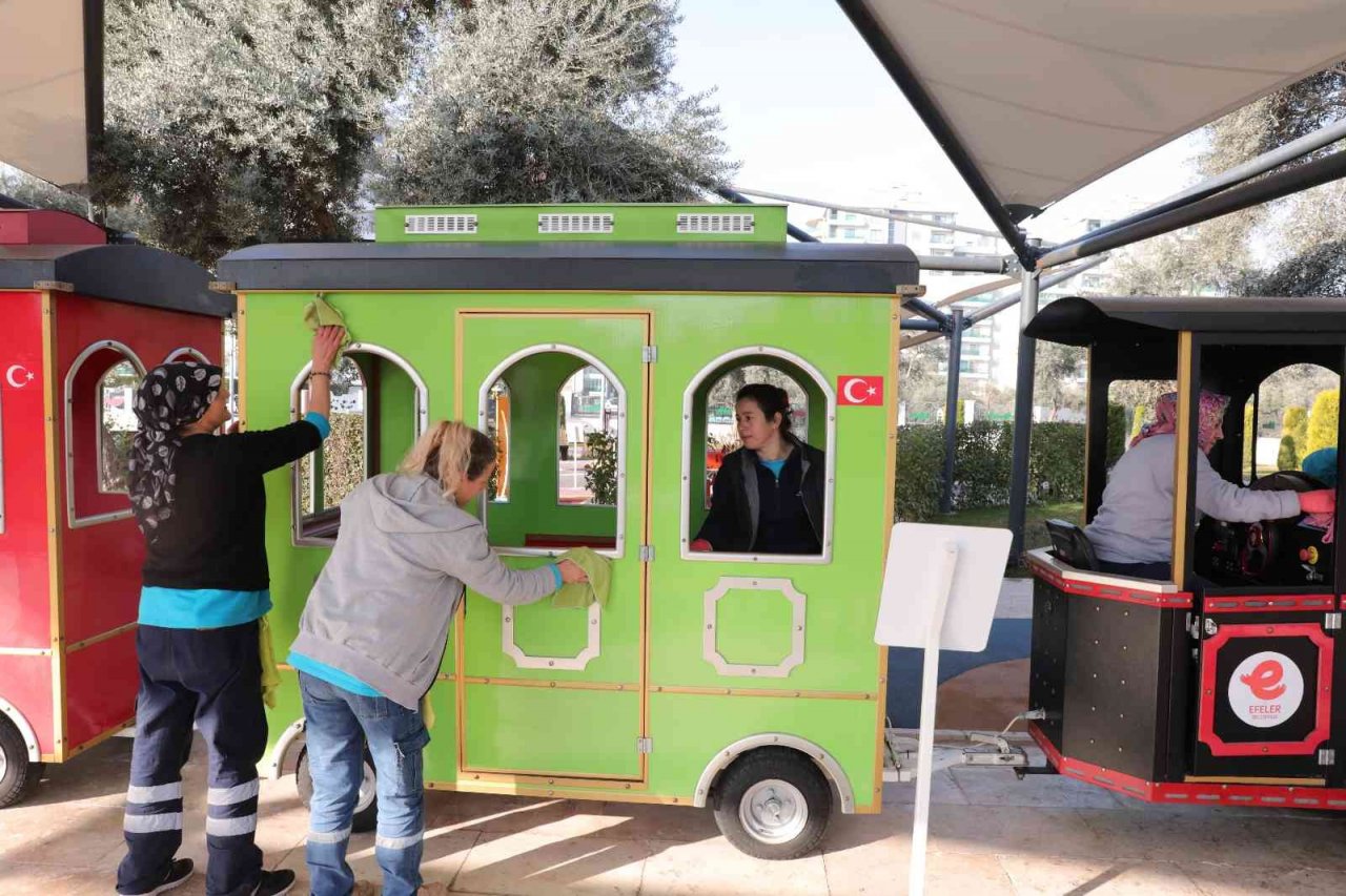 Efeler’in ekiplerinden geniş çerçeveli temizlik