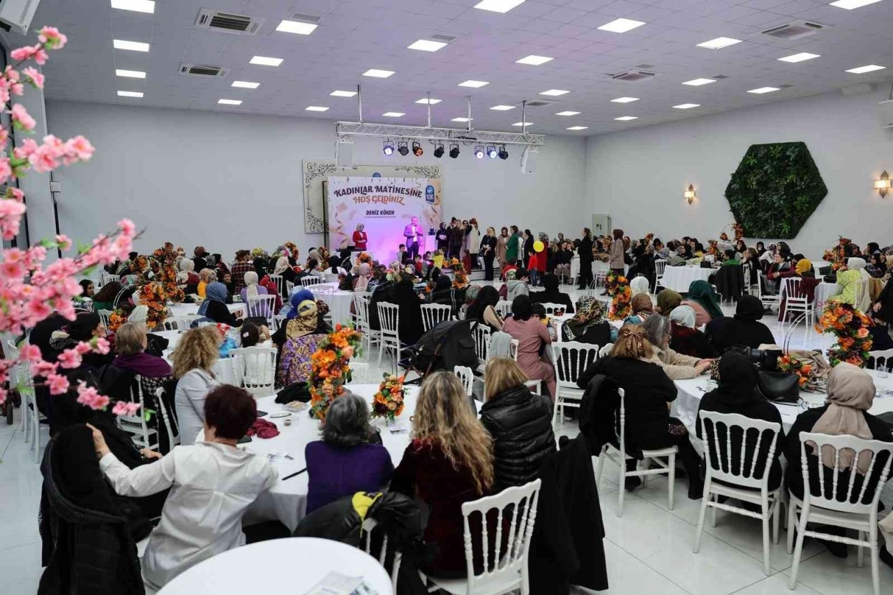 Eyüpsultan’da kadınlar matinesi devam ediyor