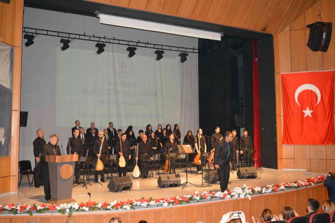 2023 Yılının İlk Konserinde Duygusal Anlar Yaşandı