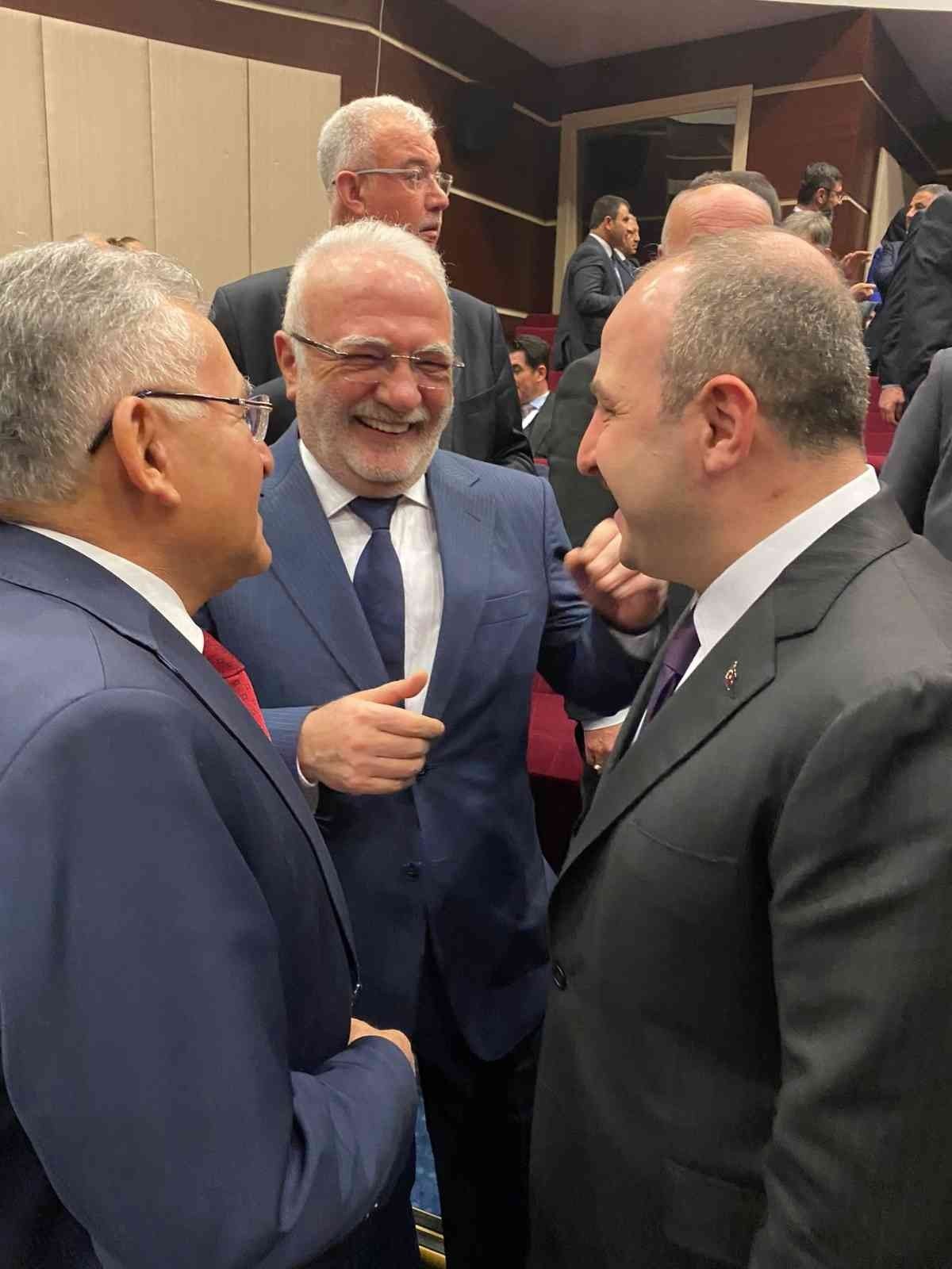 Başkan Büyükkılıç, Ankara’da 3 bakanla görüştü, Cumhurbaşkanı Erdoğan’ın Toplantısı’na katıldı