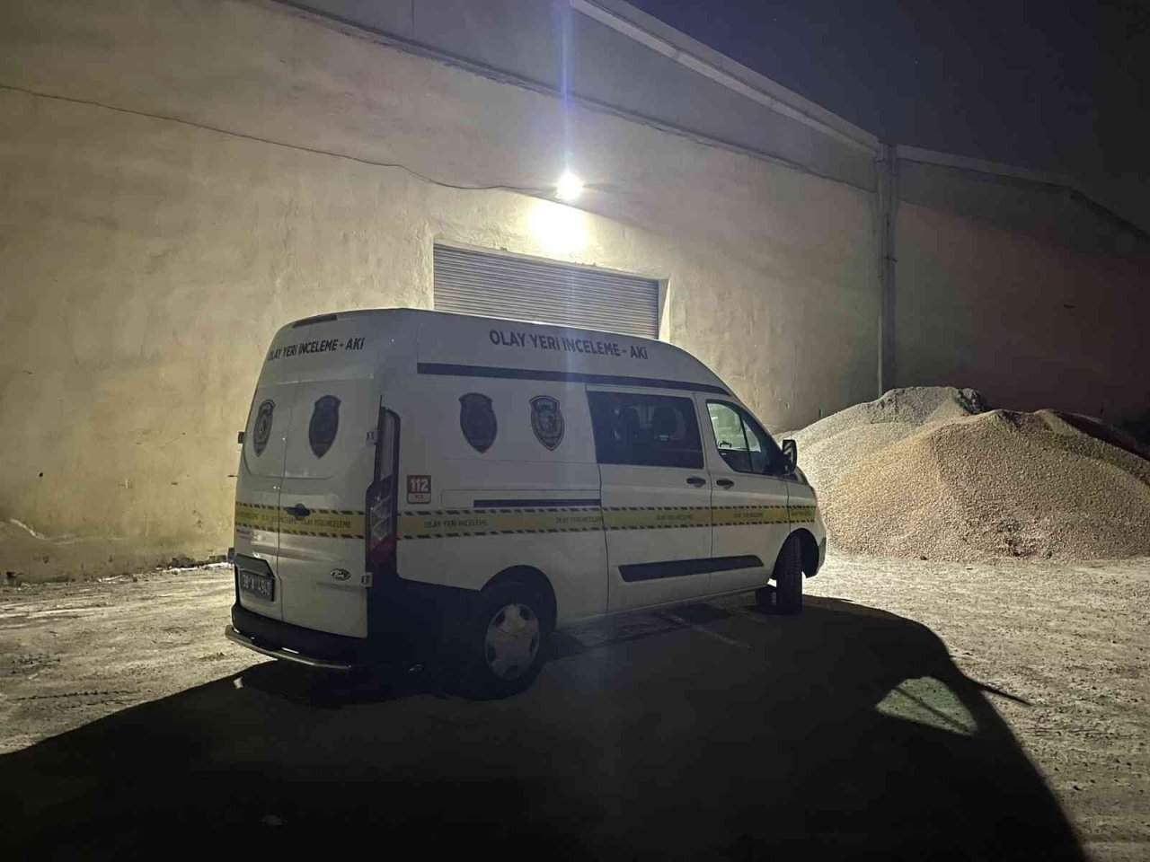 Kafası pres makinesine sıkışan işçi hayatını kaybetti