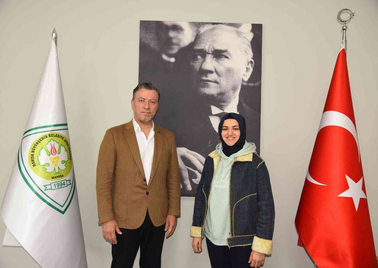 Manisa BBSK, şampiyon okçusu Yıldır’a teşekkür etti