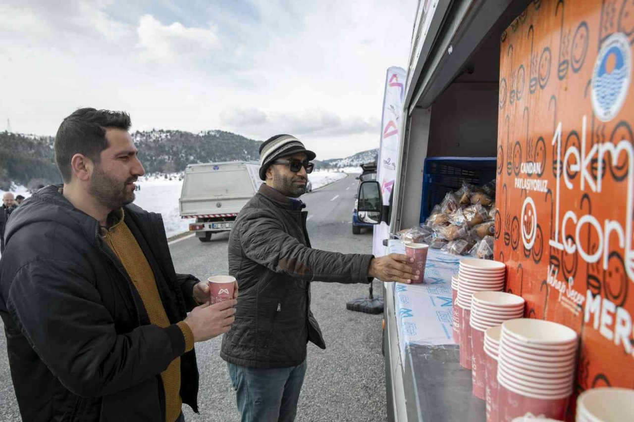 ’1 ekmek 1 çorba’ hizmeti bir milyonu aşkın vatandaşa ulaştı