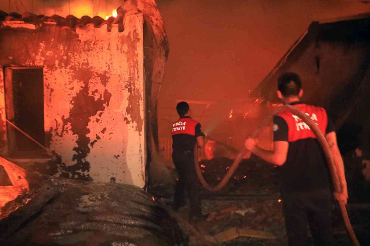 Muğla Büyükşehir İtfaiyesi 2022’de 4 bin 476 olaya müdahale etti