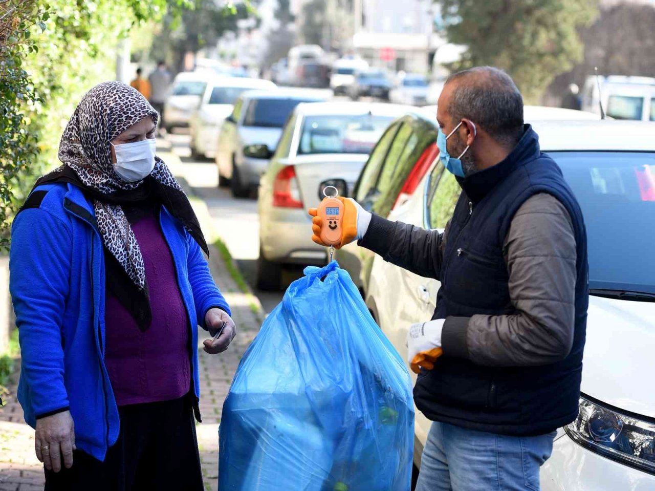 Muratpaşa’da ayrıştırılan 2 milyon 536 bin kilo atık, kazandırdı
