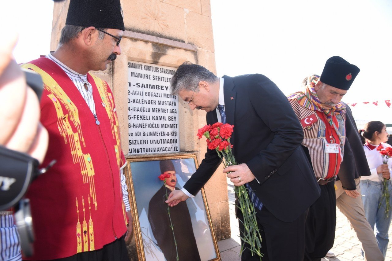 Şehitler Mamure Tren İstasyonu’nda dualarla anıldı