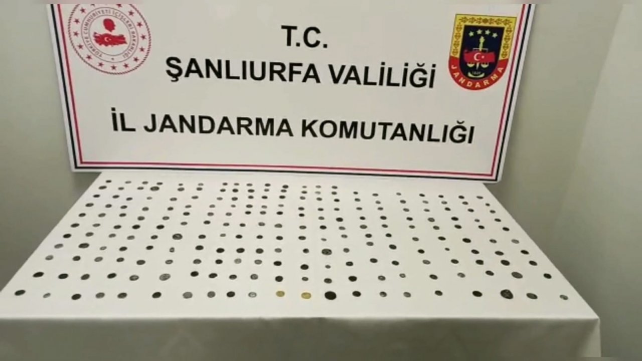 Tarihi eserleri satmaya çalışan 2 şahıs yakalandı