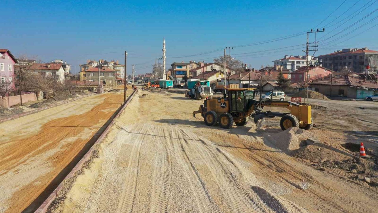 Konya’da Alparslan Türkeş Caddesinde çalışmalar sürüyor