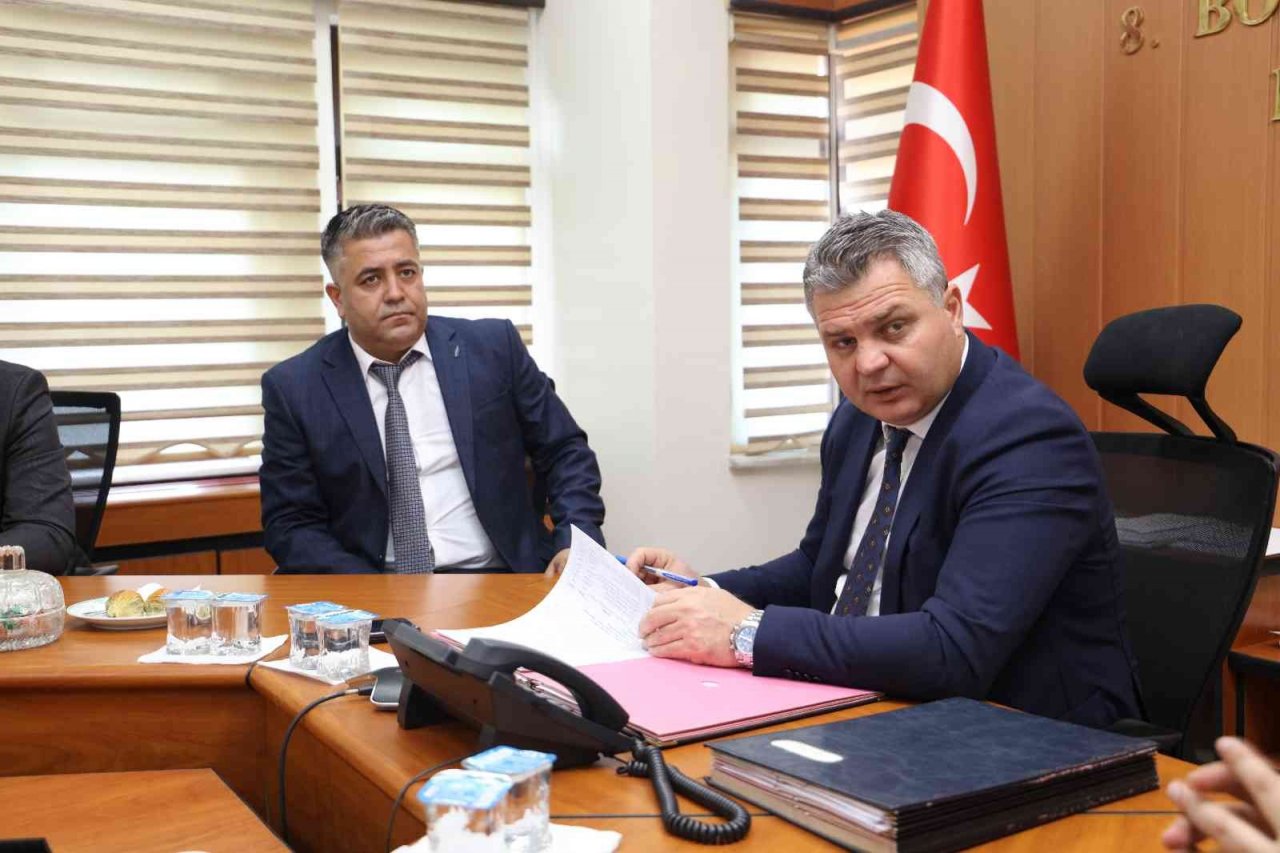 DSİ 8. Bölge Müdürlüğünden 400 milyonluk beş imza