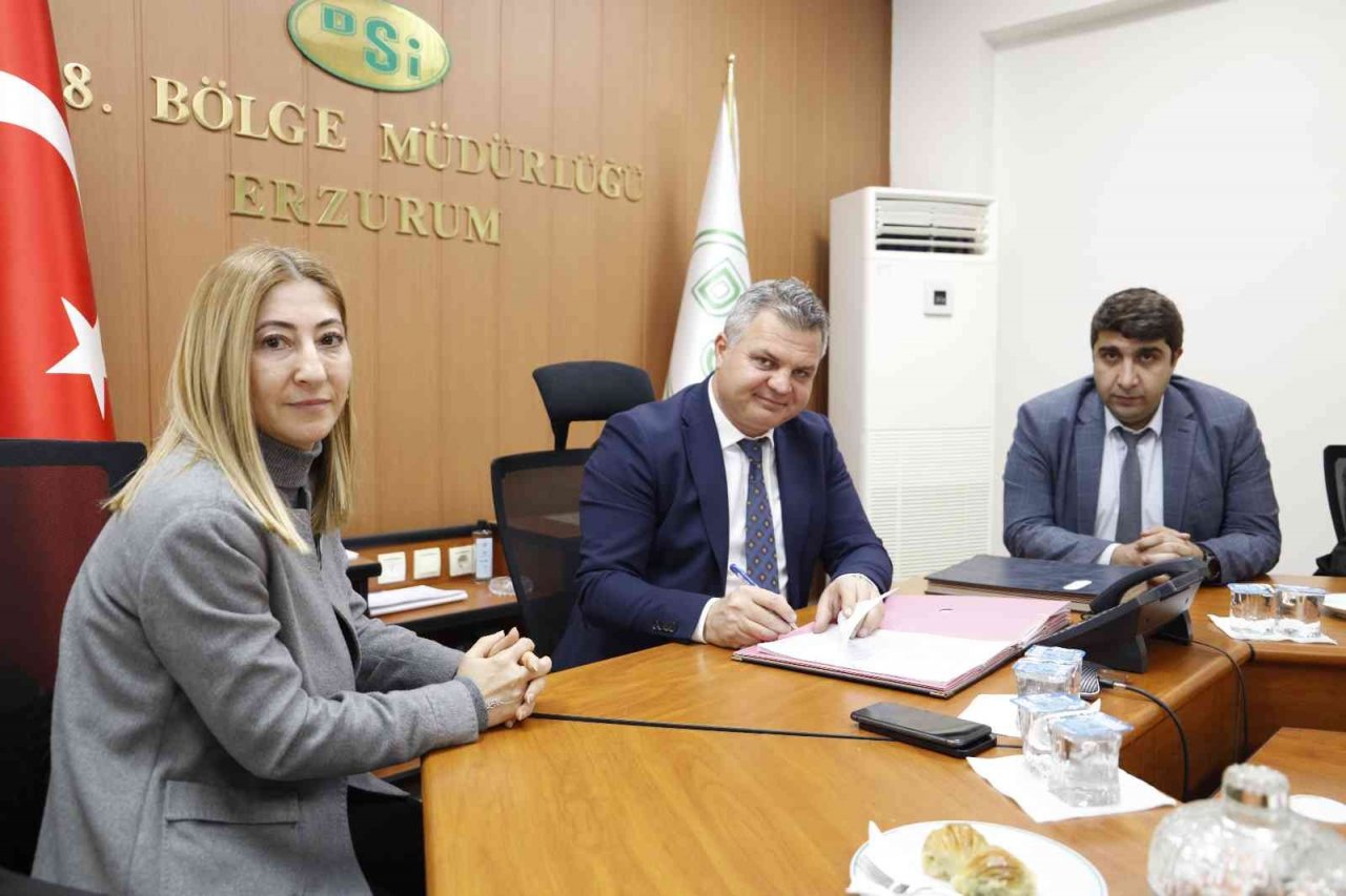 DSİ 8. Bölge Müdürlüğünden 400 milyonluk beş imza