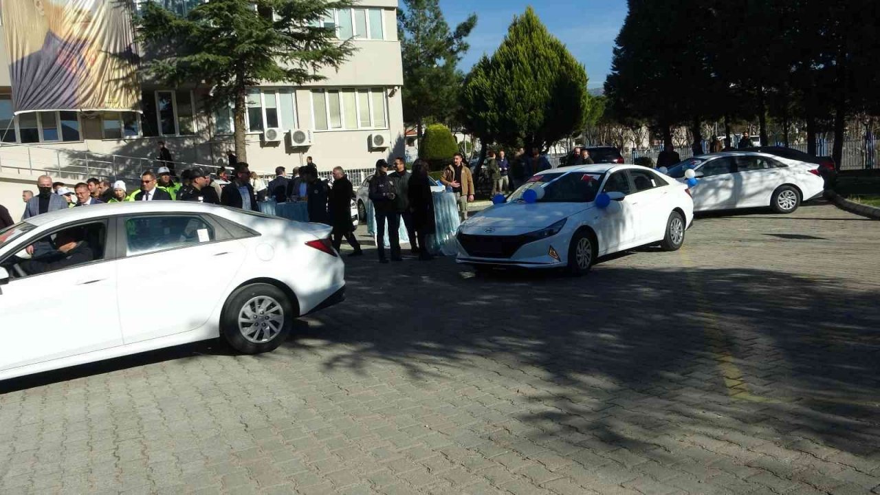 Muğla emniyetinin yeni araçları tanıtıldı