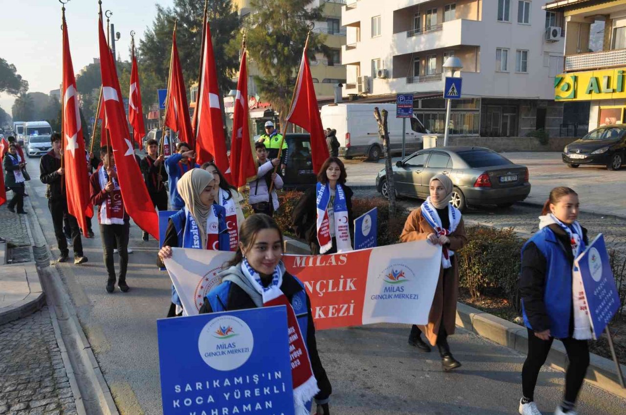 Milas, Sarıkamış Şehitleri için yürüdü