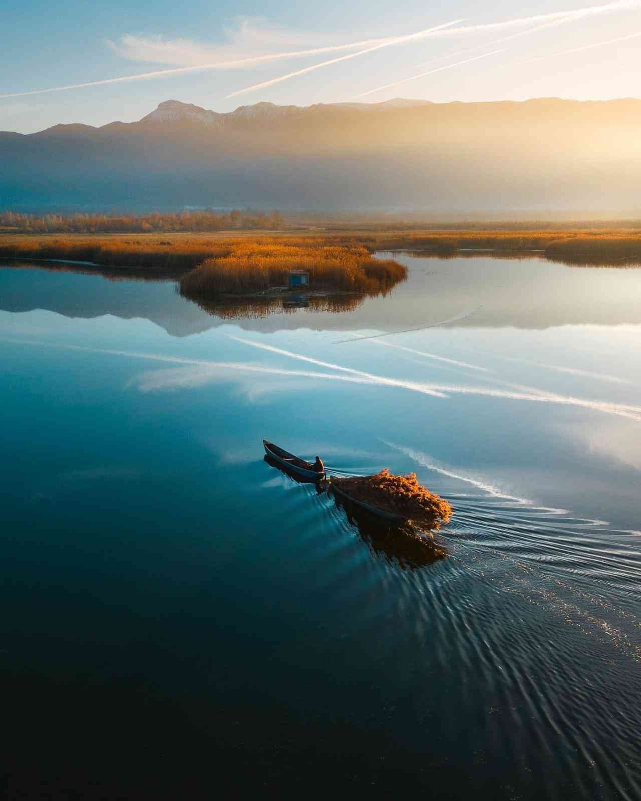 Eber Gölü yangınları için harekete geçildi