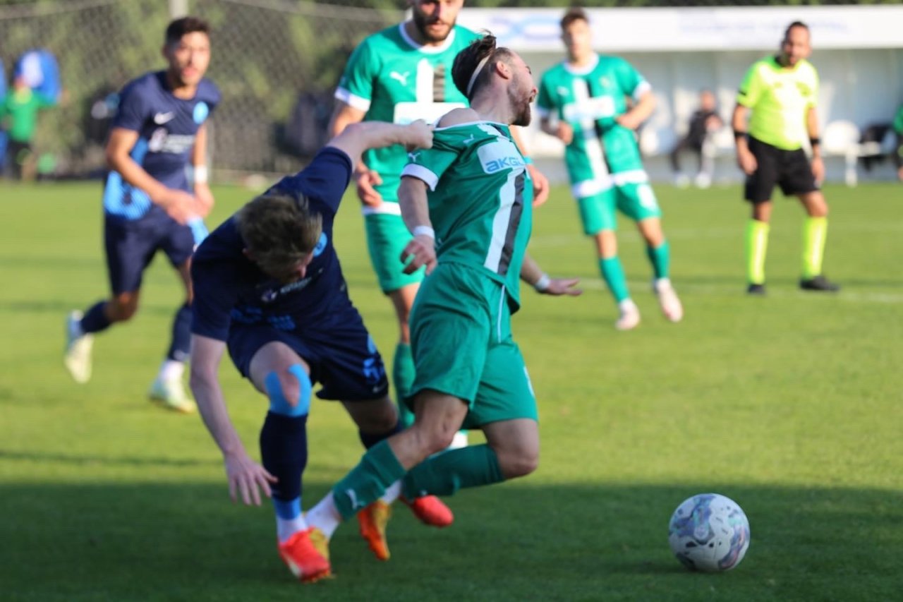 Efeler 09 SFK 1-1 Belediye Kütahyaspor