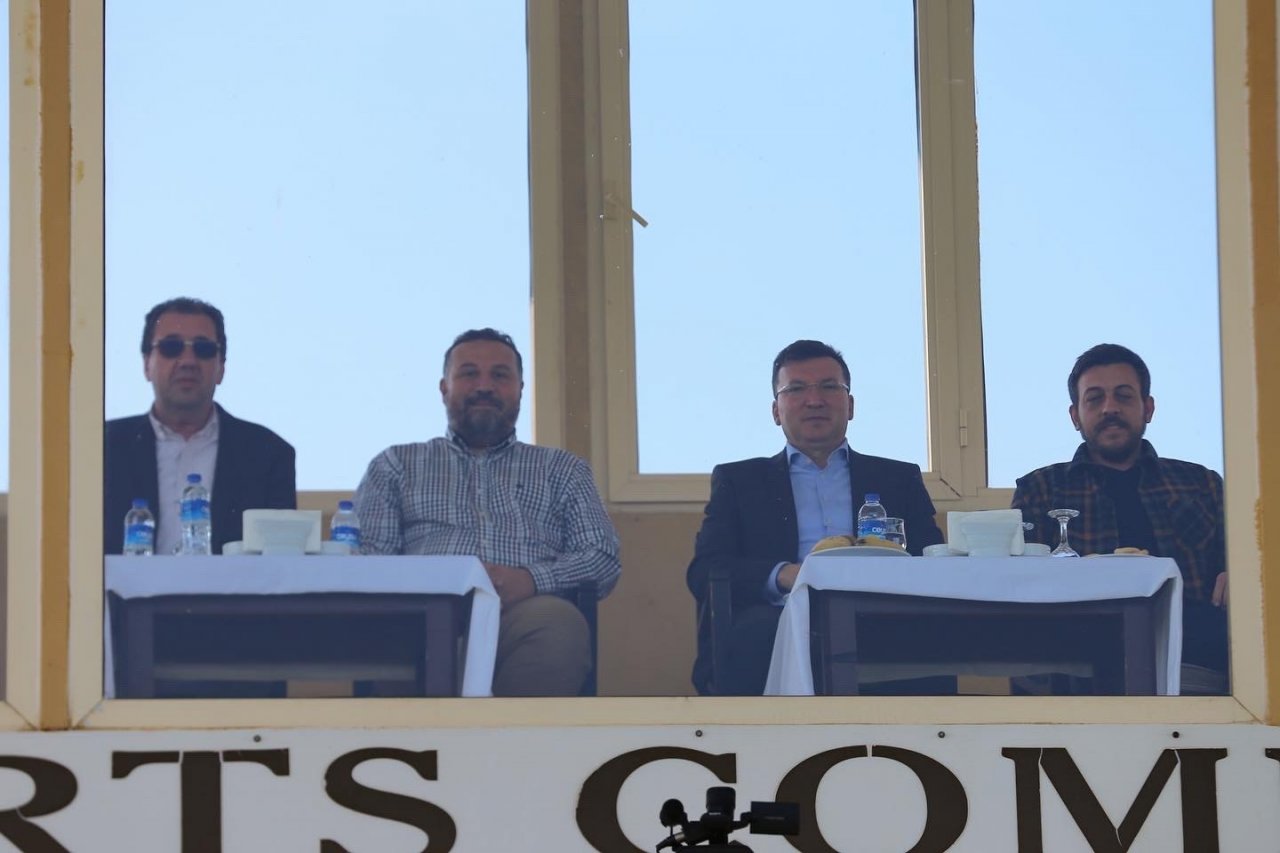 Efeler 09 SFK 1-1 Belediye Kütahyaspor