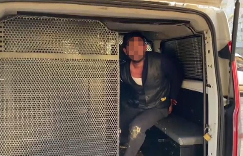 Aile içi kavgada polis memurunu bıçaklayan şüpheli tutuklandı