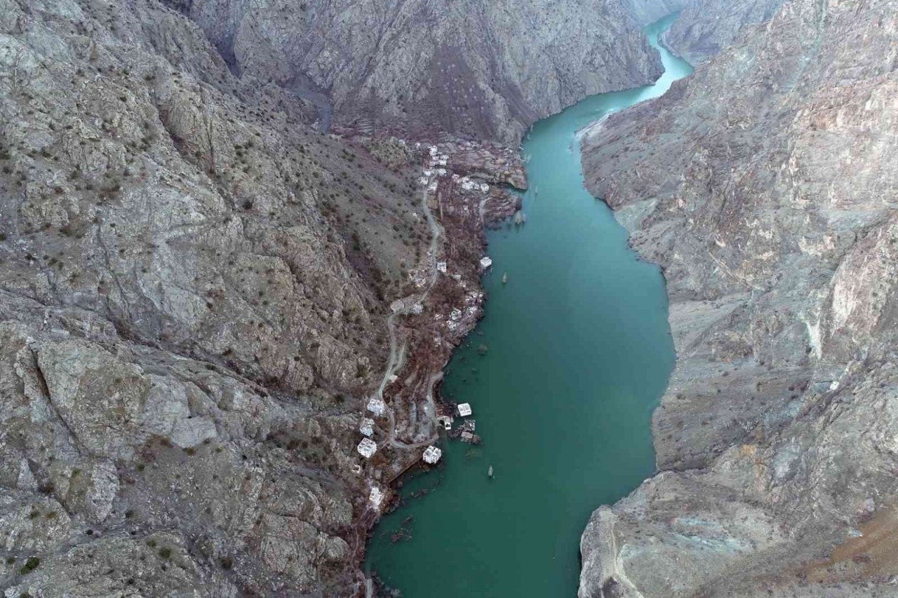 Yusufeli Barajı’nda su seviyesi 62 metre oldu