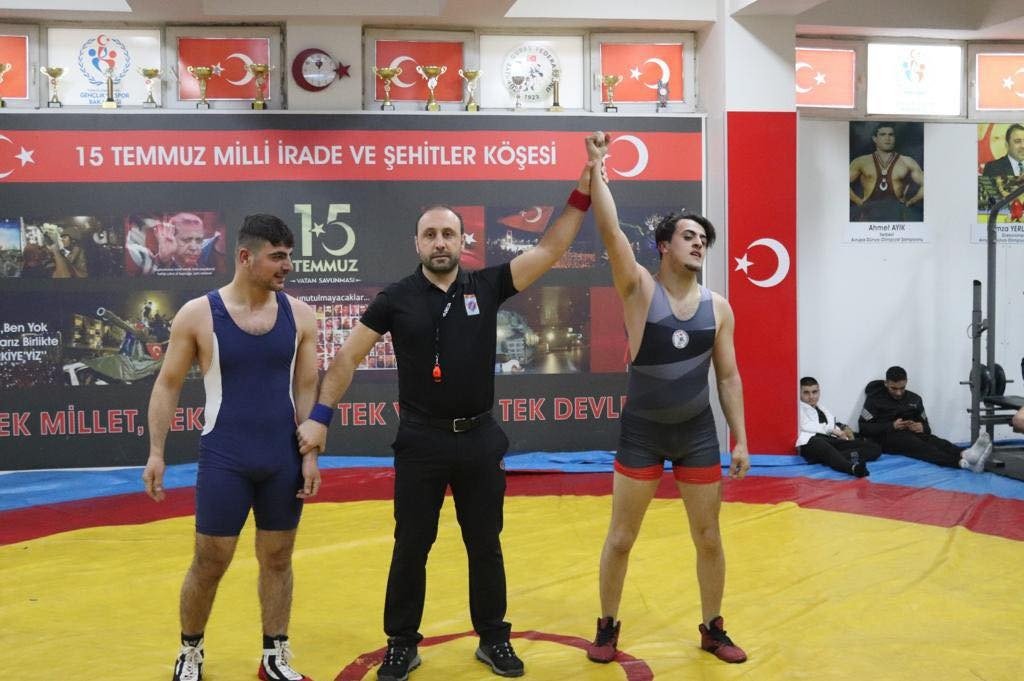 Aydın’ı temsil edecek güreşçiler belli oldu