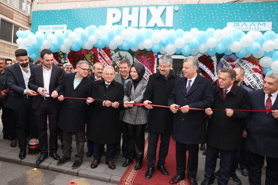 Başkan Büyükkılıç’tan haftanın son iş gününde esnaf ziyareti