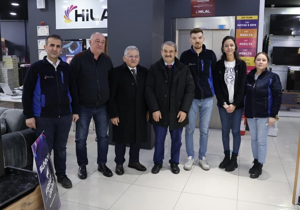 Başkan Büyükkılıç’tan haftanın son iş gününde esnaf ziyareti