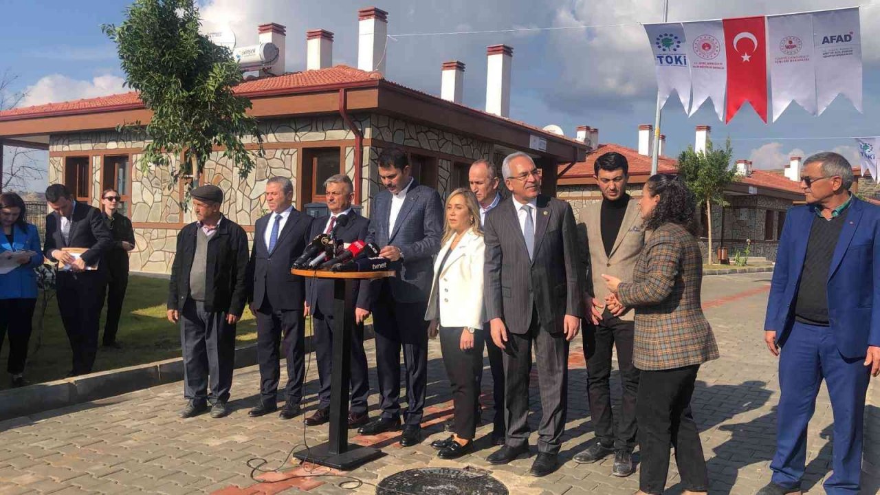 Bakan Kurum: "Orta gelirli vatandaşlarımız 4 bin 400 TL’den başlayan taksitle ev sahibi olabilecek"