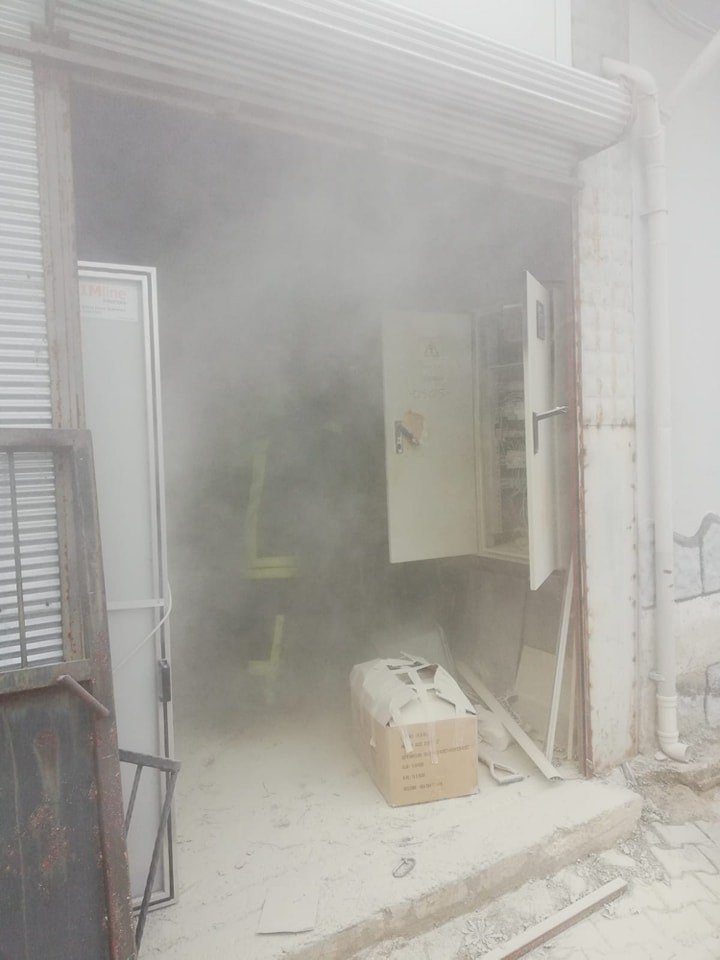 Hastanenin elektrik panosu yandı