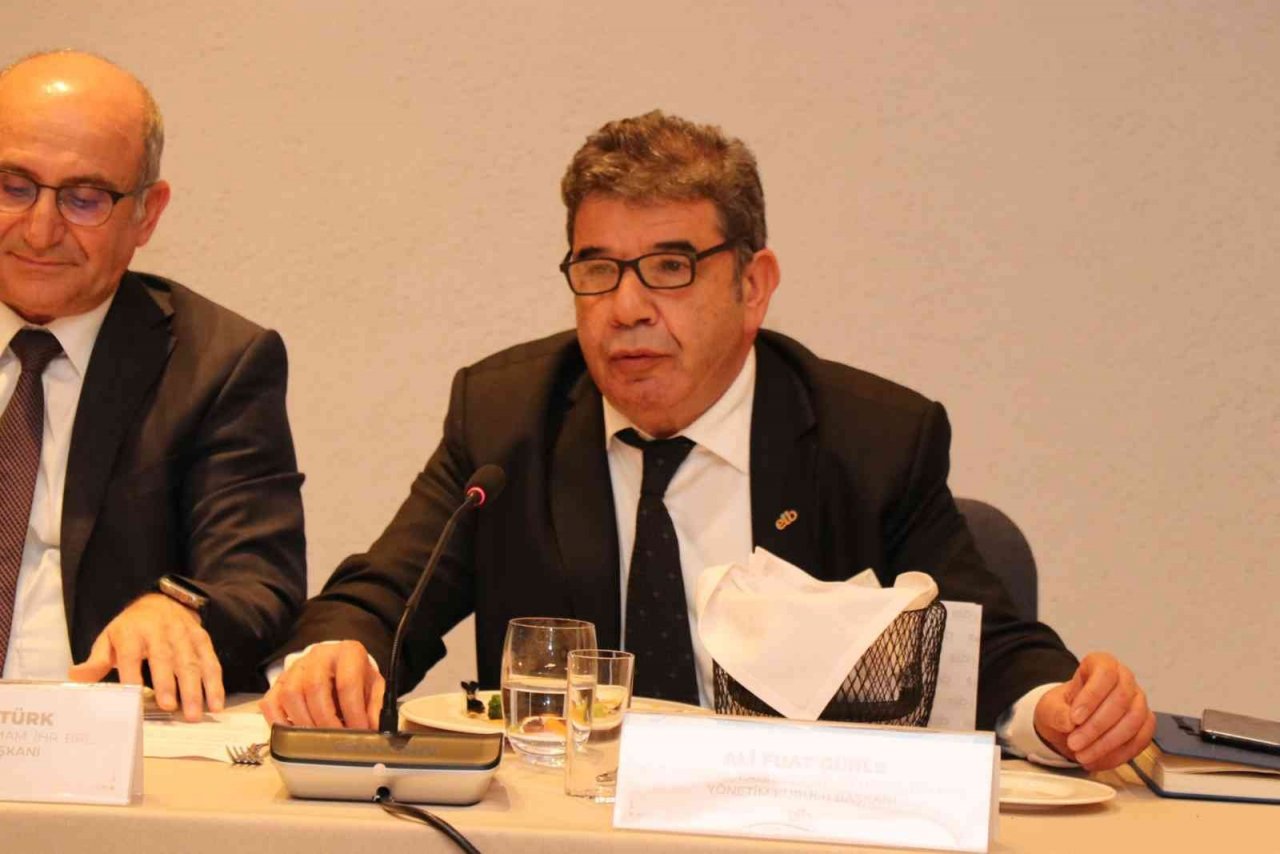 EİB’li ihracatçılar arı gibi çalışarak 18 milyar 300 milyon dolara ihracata imza attı