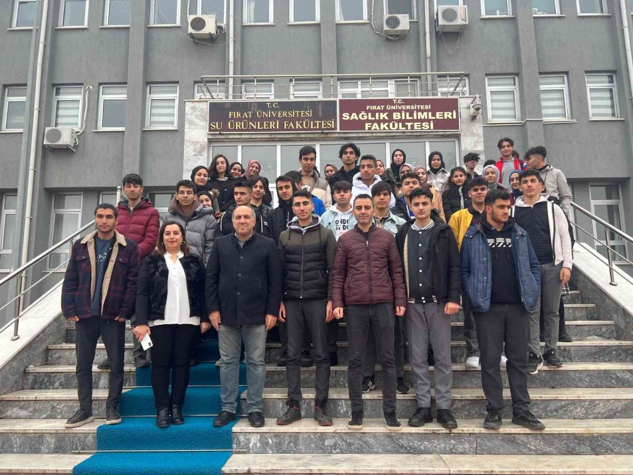 Elazığ’da lise öğrencileri FÜ’yü gezdi