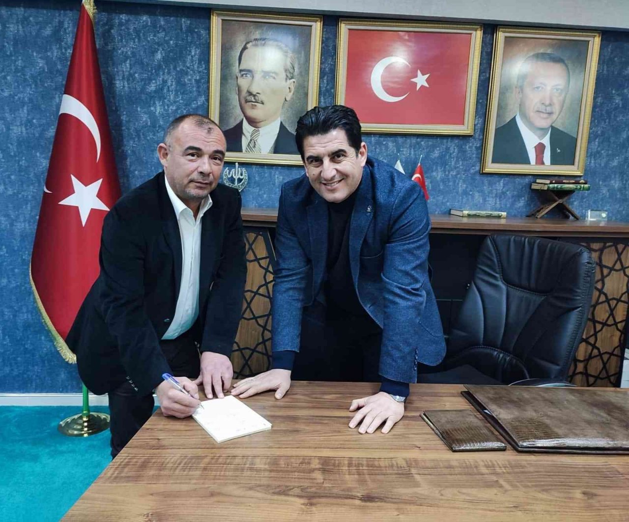 İYİ Parti’den istifa edip AK Parti’ye geçti