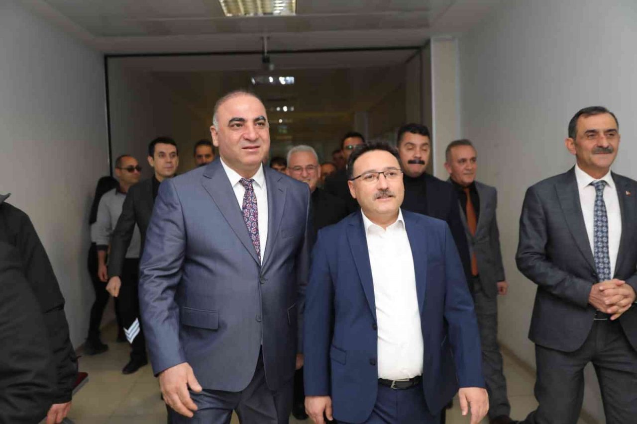 Vali Çiçek’ten SGK’ya ziyaret