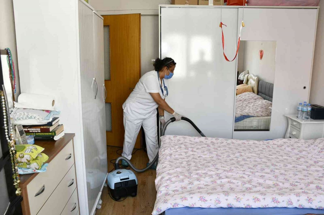 Kuşadası Belediyesi 2022’de yardım ve desteklerini 4 kat arttırdı