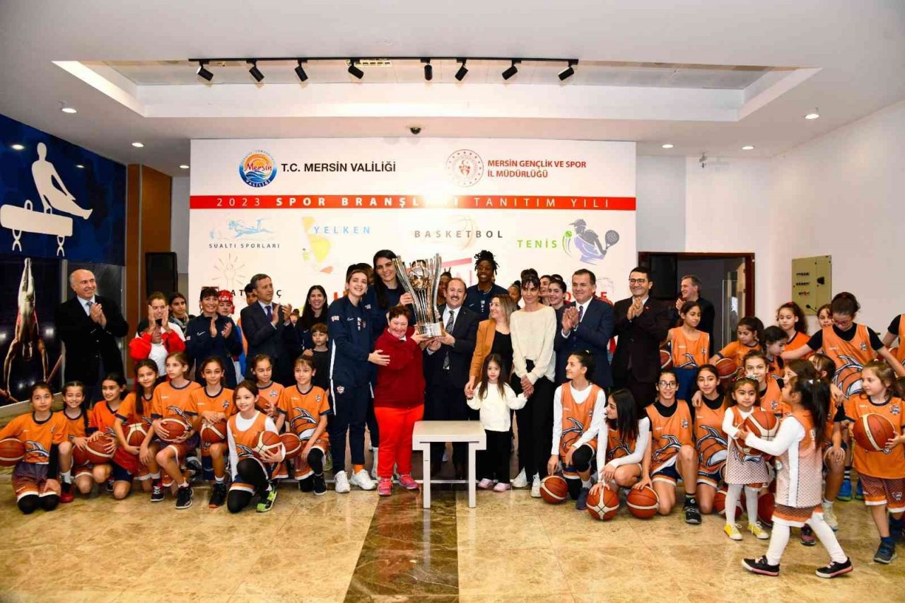 Mersin’de ’Her Ay Bir Branş Tanıtım Projesi’ tanıtıldı