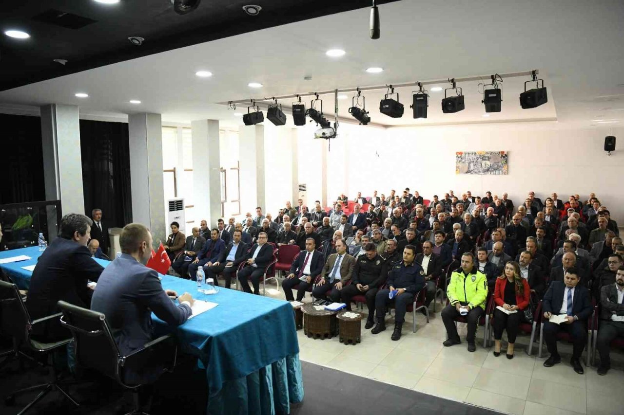 Muğla Valisi Tavlı, Milas’ta görüşmelerde bulundu