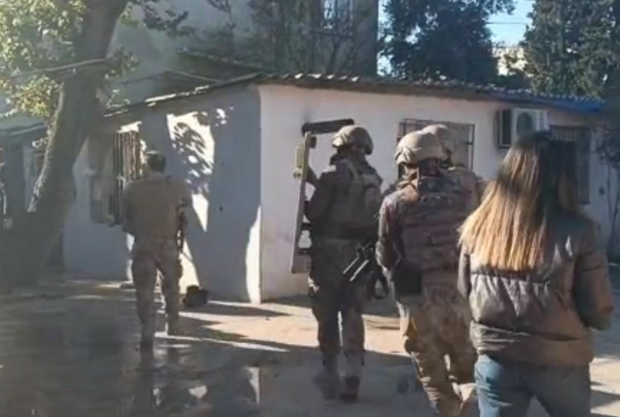Osmaniye’de uyuşturucu operasyonu: 5 gözaltı
