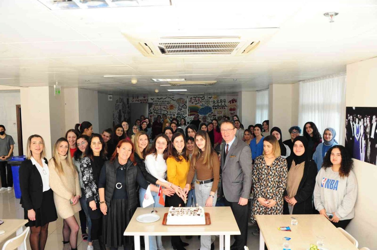 Başkan Çalkaya: "Balçova’da 160 öğrenci kapasiteli yeni bir öğrenci yurdu yapıyoruz"