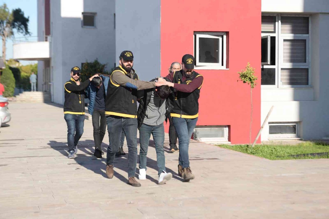 Bar cinayetine iki tutuklama