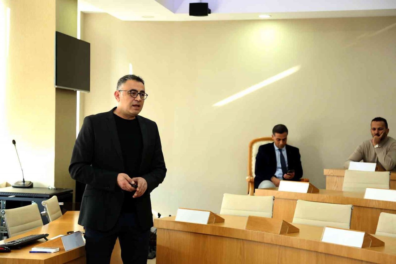 ADÜ’de doçentlik deneme dersleri devam ediyor