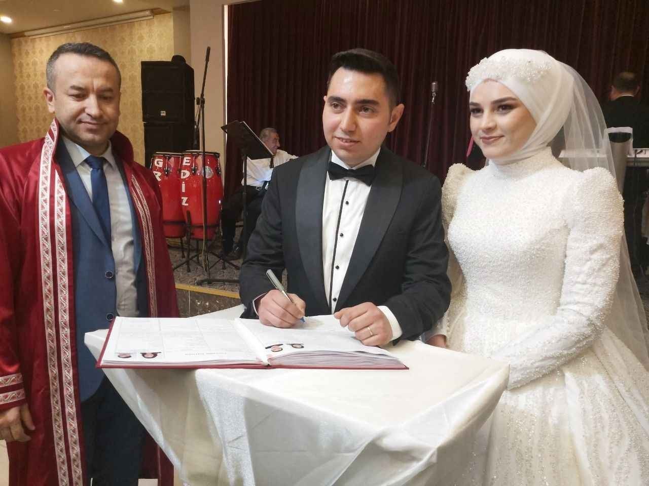 Nazilli’de 2022 yılında bin 77 çift bir ömre ’evet’ dedi