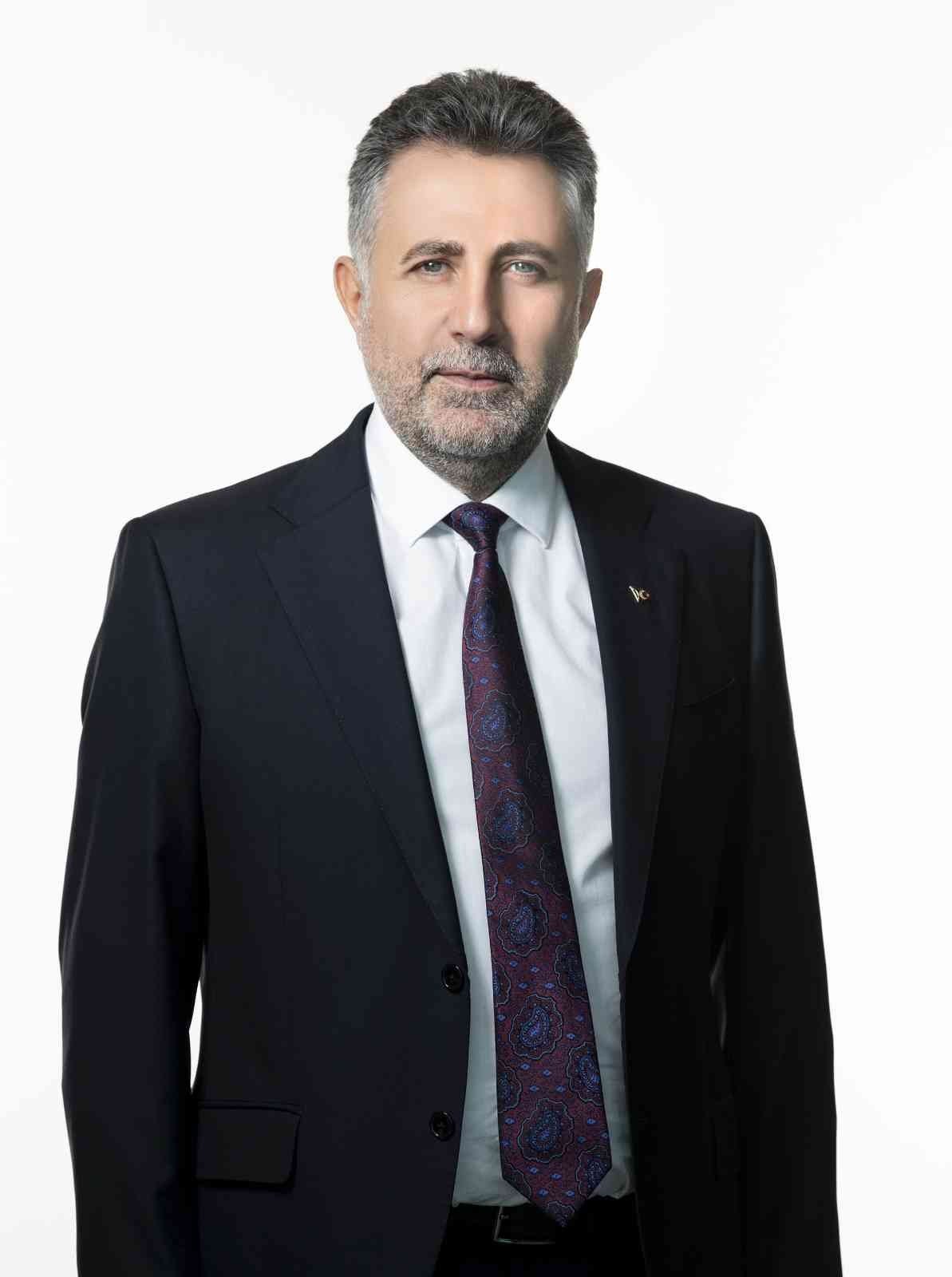 Bayraklı’da kilit parke seferberliği