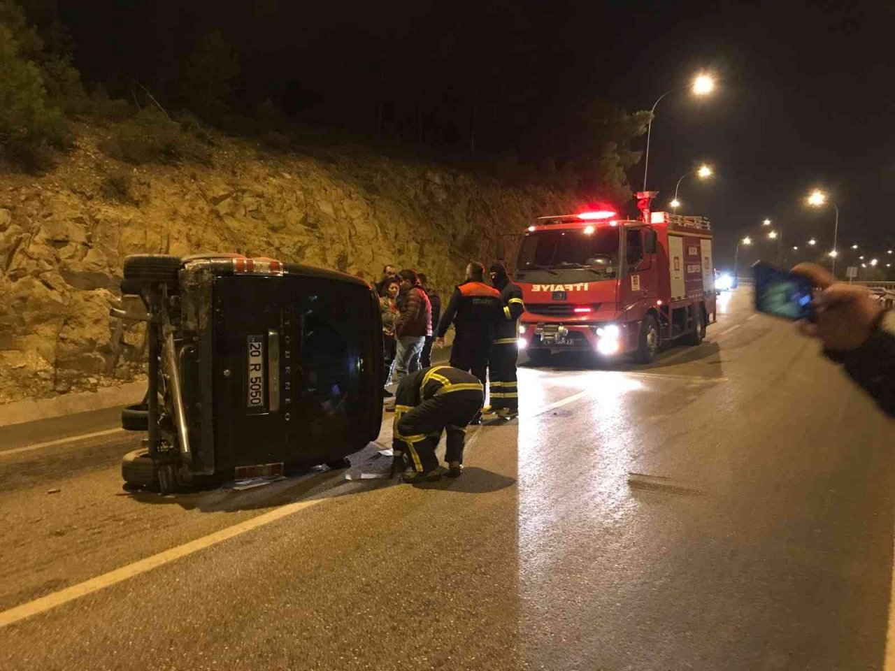 Bu araçtan burnu bile kanamadan çıktı