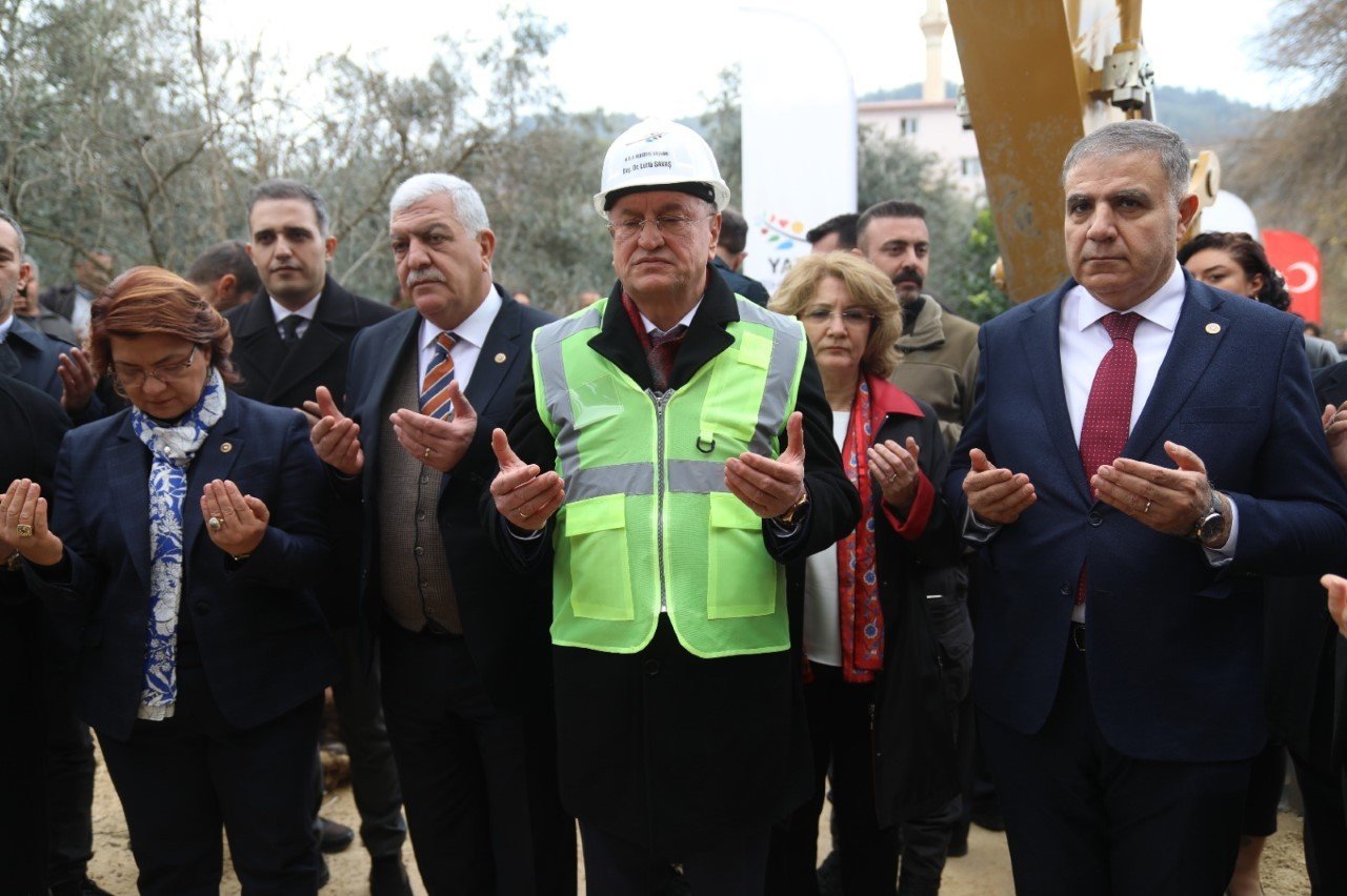 Hatay’da Serinyol-Madenli yolunun temeli atıldı