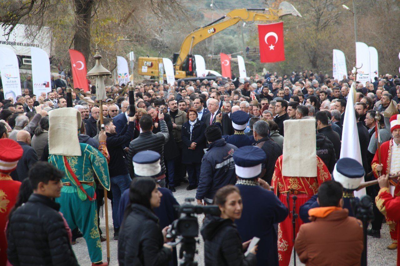 Hatay’da Serinyol-Madenli yolunun temeli atıldı
