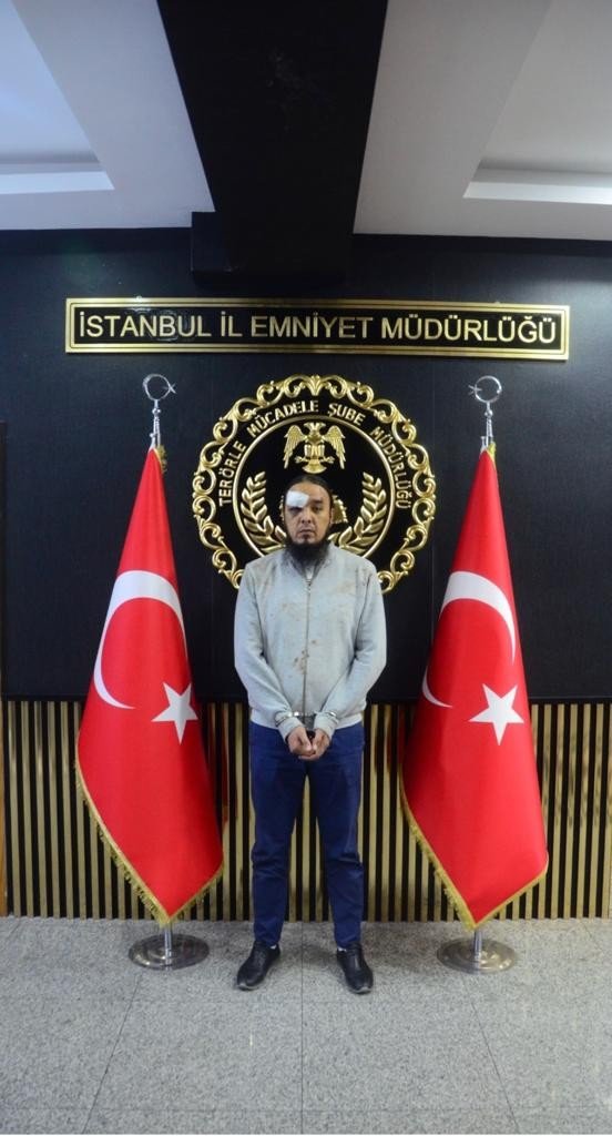 DEAŞ’ın Afganistan koluna operasyon: Bomba eğitimi veren şüpheli ile adamı yakalandı