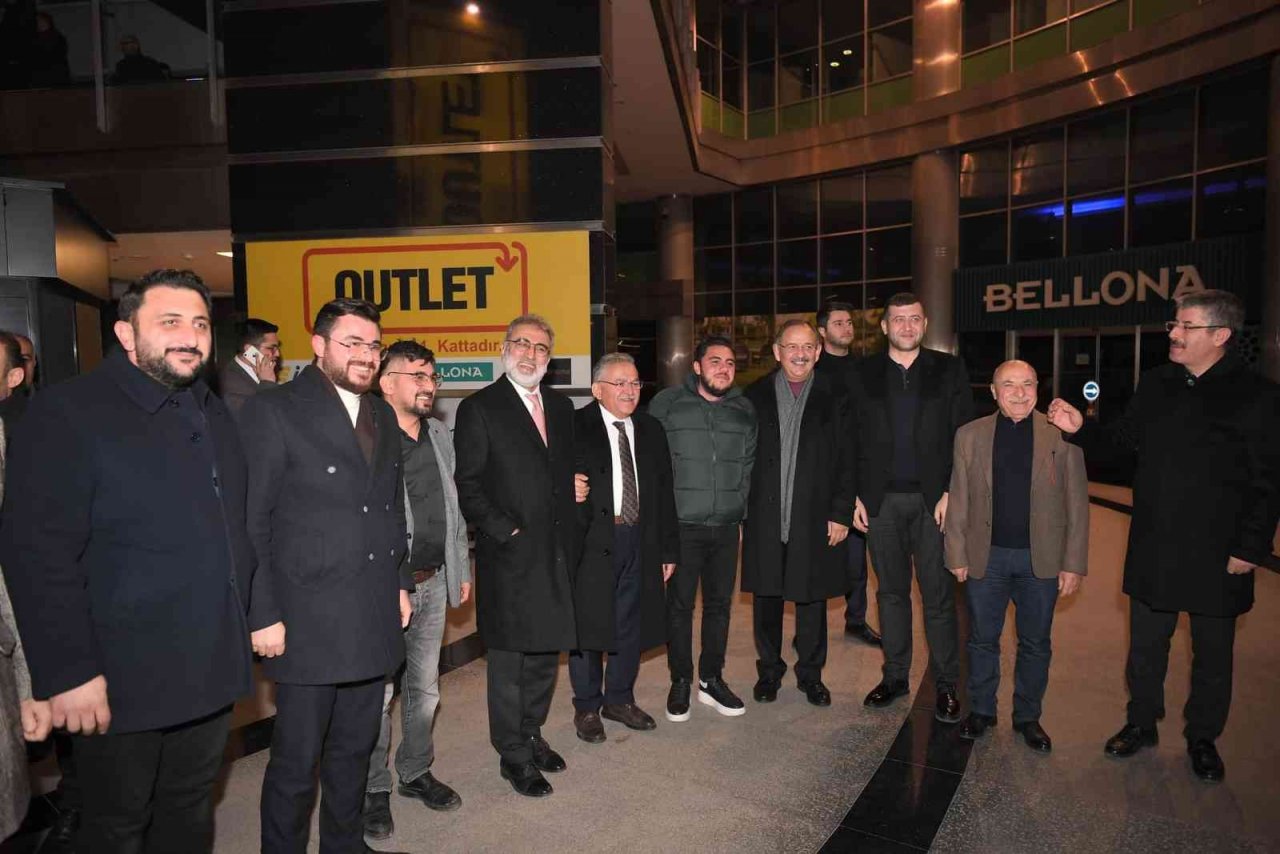 Başkan Büyükkılıç, Özhaseki ile birlikte "arabaşı" programına katıldı