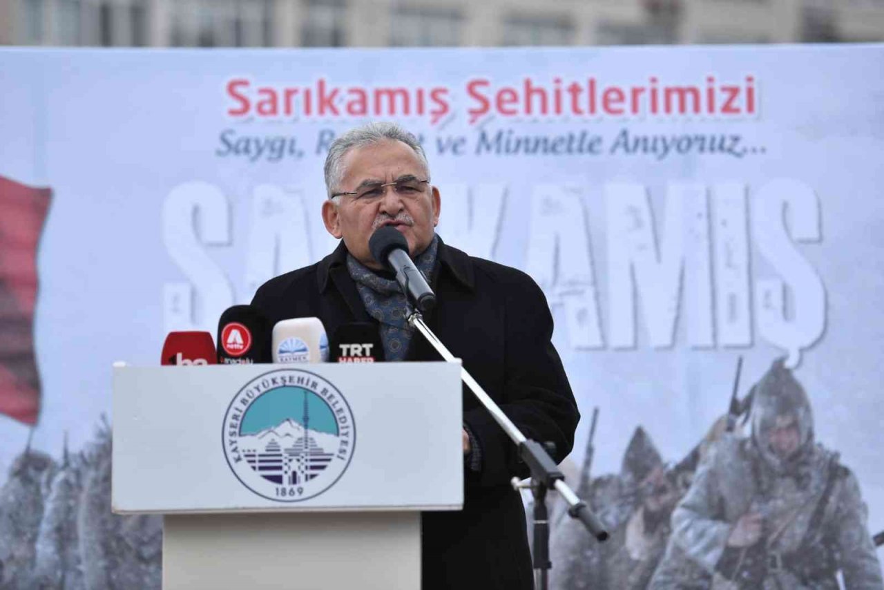 Başkan Büyükkılıç, Vali Çiçek ile birlikte Sarıkamış Şehitlerini Anma Programı’na katıldı